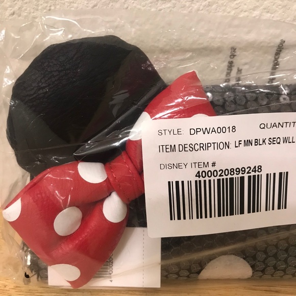 Loungefly Disney Parks Exclusive Minnie Mouse - Picture 3 of 7